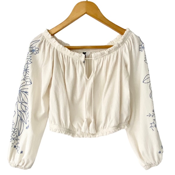 Divided Cropped Embroidery Print Top 3/4 Sleeves, Size M - Picture 1 of 11